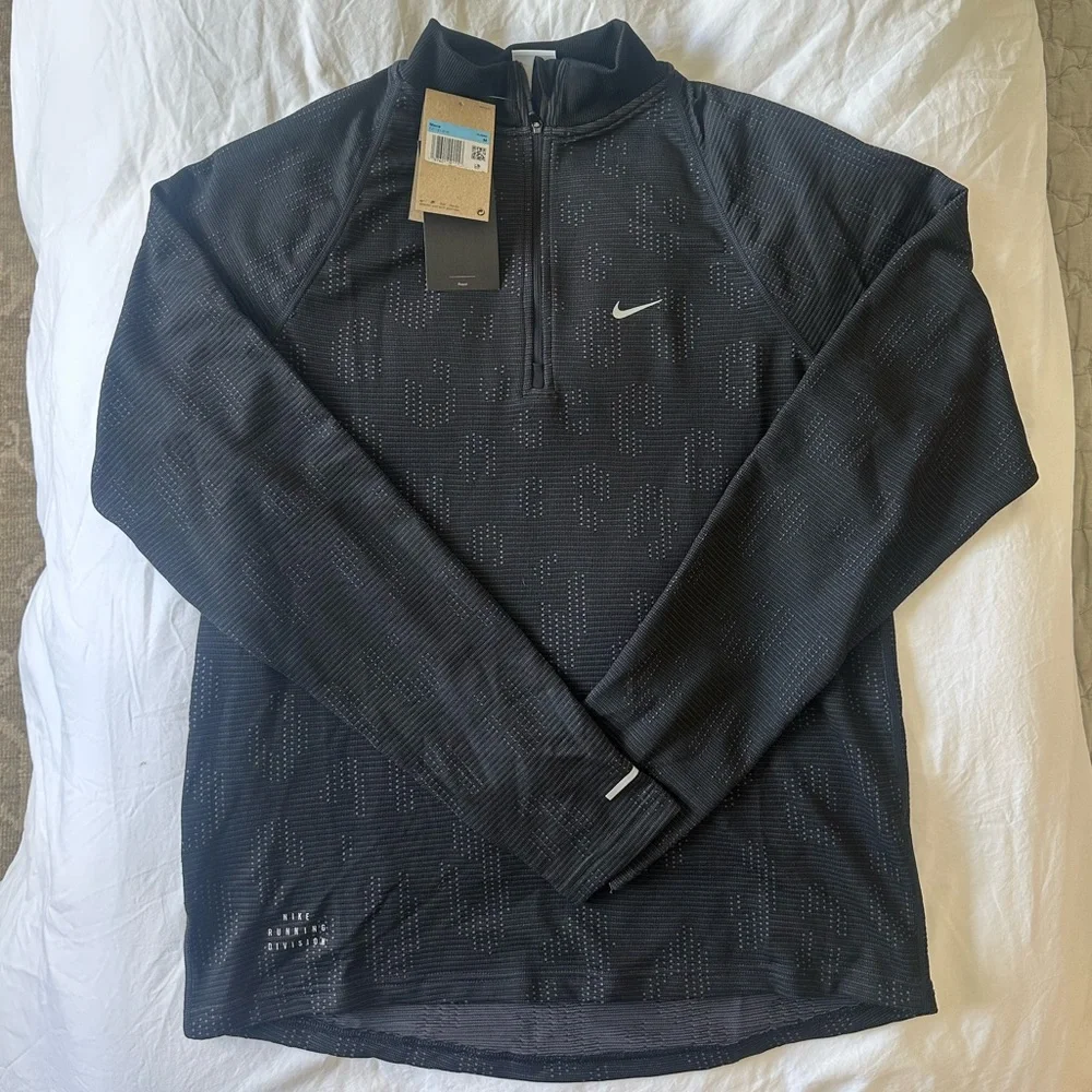 Nike Pinnacle Running Division Men’s Water Repellent 1/2 Zip NWT - Picture 3 of 9